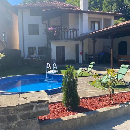 Hotel Yovkovata Kyshta Cziflik Zewnętrze zdjęcie